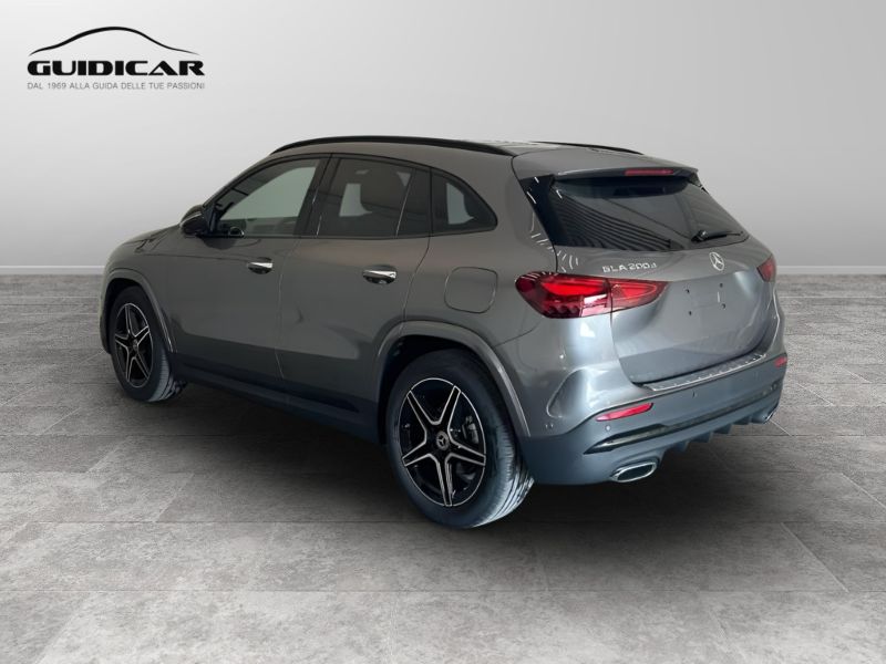 GuidiCar - MERCEDES BENZ NUOVA GLA 1 GLA 200 d automatic AMG Line ADVANCED PLUS Nuovo