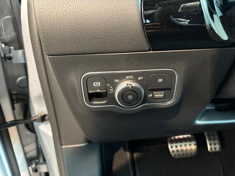 GuidiCar - MERCEDES BENZ NUOVA GLA 1 GLA 200 d automatic AMG Line ADVANCED PLUS Nuovo