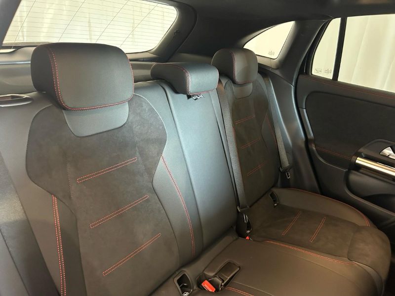 GuidiCar - MERCEDES BENZ NUOVA GLA 1 GLA 200 d automatic AMG Line ADVANCED PLUS Nuovo