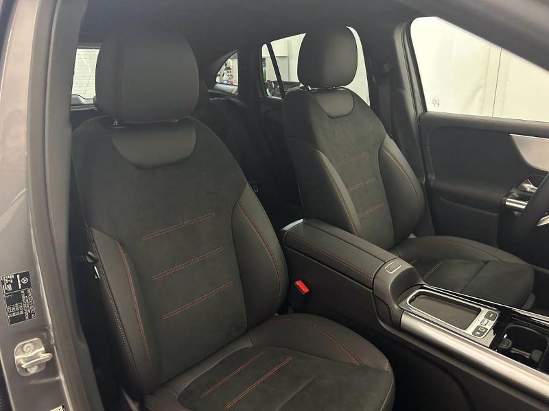 GuidiCar - MERCEDES BENZ NUOVA GLA 1 GLA 200 d automatic AMG Line ADVANCED PLUS Nuovo