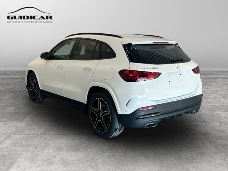 GuidiCar - MERCEDES BENZ NUOVA GLA 1 GLA 200 d automatic AMG Line ADVANCED PLUS Nuovo