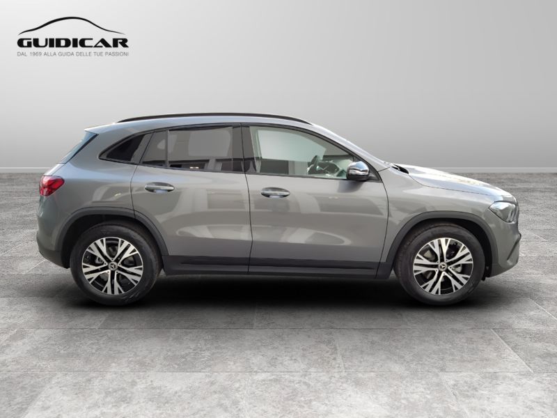 GuidiCar - MERCEDES BENZ NUOVA GLA 1 GLA 200 d automatic PROGRESSIVE ADVANCED Nuovo