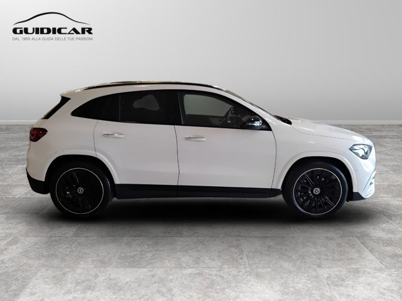 GuidiCar - MERCEDES BENZ NUOVA GLA 1 GLA 200 d automatic AMG Line ADVANCED PLUS Nuovo