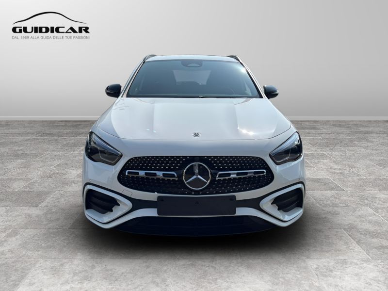 GuidiCar - MERCEDES BENZ NUOVA GLA 1 GLA 200 d automatic AMG Line ADVANCED PLUS Nuovo
