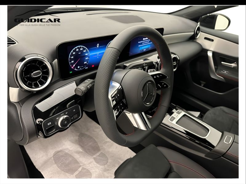 GuidiCar - MERCEDES BENZ NUOVA GLA 1 GLA 200 d automatic AMG Line ADVANCED PLUS Nuovo