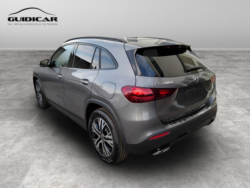 GuidiCar - MERCEDES BENZ NUOVA GLA 1 GLA 200 d automatic PROGRESSIVE ADVANCED Nuovo