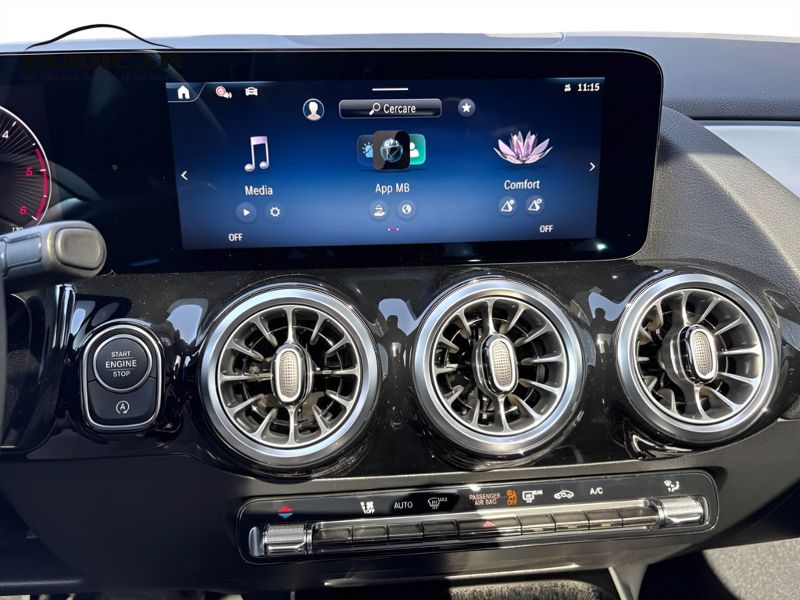 GuidiCar - MERCEDES BENZ NUOVA GLA 1 GLA 200 d automatic AMG Line ADVANCED PLUS Nuovo
