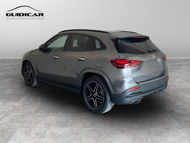 GuidiCar - MERCEDES BENZ NUOVA GLA 1 GLA 200 d automatic AMG Line ADVANCED PLUS Nuovo