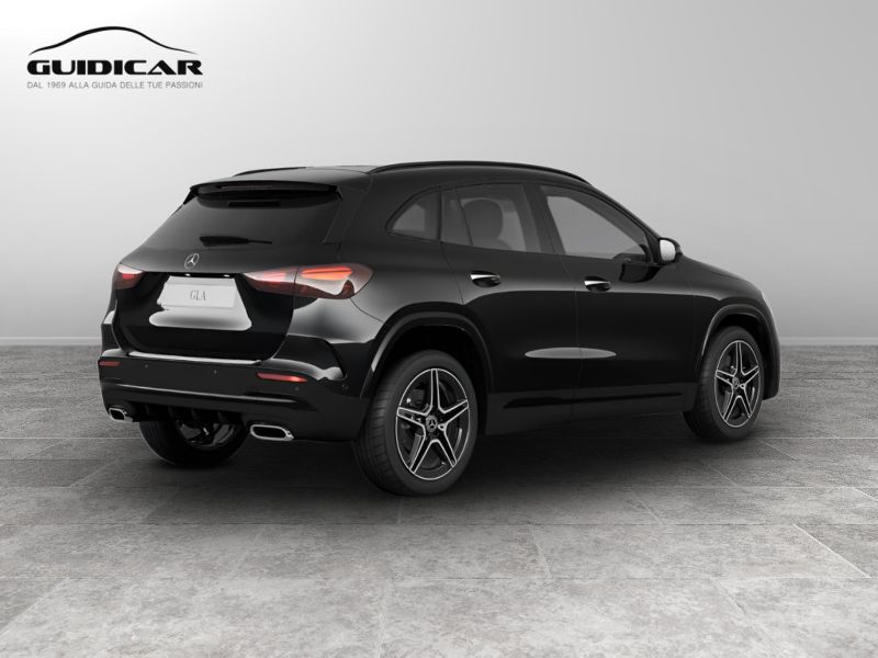 GuidiCar - MERCEDES BENZ NUOVA GLA 1 GLA 200 d automatic AMG Line ADVANCED PLUS Nuovo