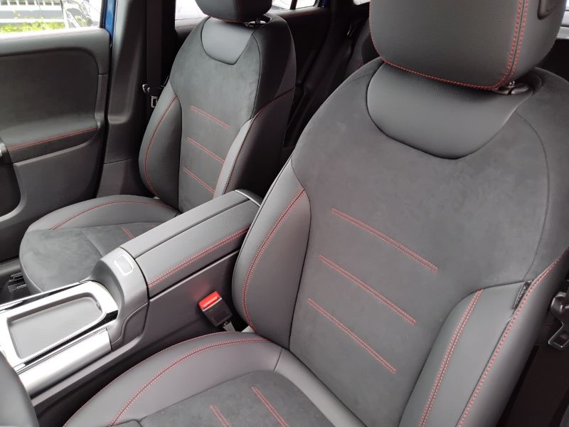 GuidiCar - MERCEDES BENZ NUOVA GLA 1 GLA 200 d automatic AMG Line ADVANCED PLUS Nuovo