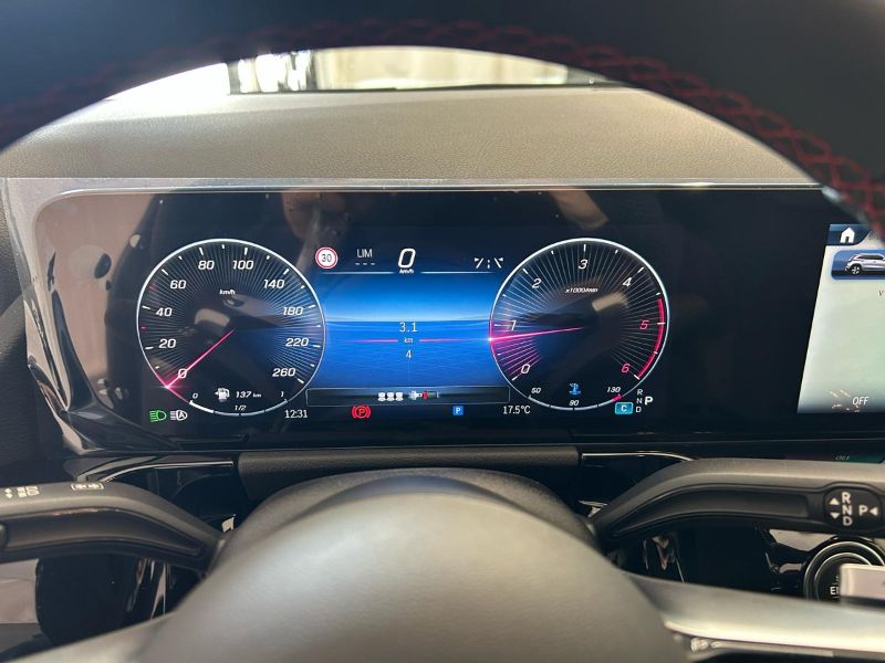 GuidiCar - MERCEDES BENZ NUOVA GLA 1 GLA 200 d automatic AMG Line ADVANCED PLUS Nuovo