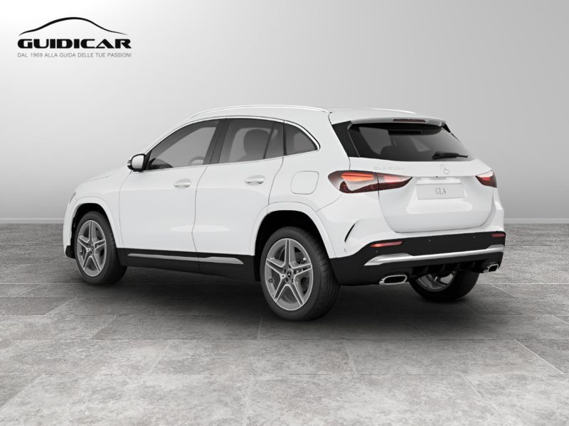 GuidiCar - MERCEDES BENZ NUOVA GLA 1 GLA 200 d automatic AMG Line ADVANCED PLUS Nuovo