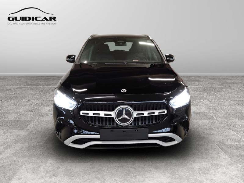 GuidiCar - MERCEDES BENZ NUOVA GLA 1 GLA 200 d automatic EXECUTIVE Nuovo