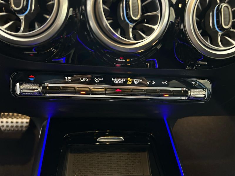 GuidiCar - MERCEDES BENZ NUOVA GLA 1 GLA 200 d automatic AMG Line ADVANCED PLUS Nuovo