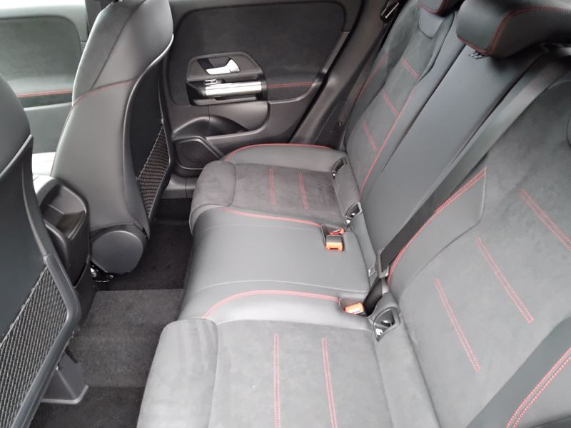 GuidiCar - MERCEDES BENZ NUOVA GLA 1 GLA 200 d automatic AMG Line ADVANCED PLUS Nuovo