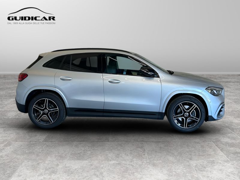 GuidiCar - MERCEDES BENZ NUOVA GLA 1 GLA 200 d automatic AMG Line ADVANCED PLUS Nuovo