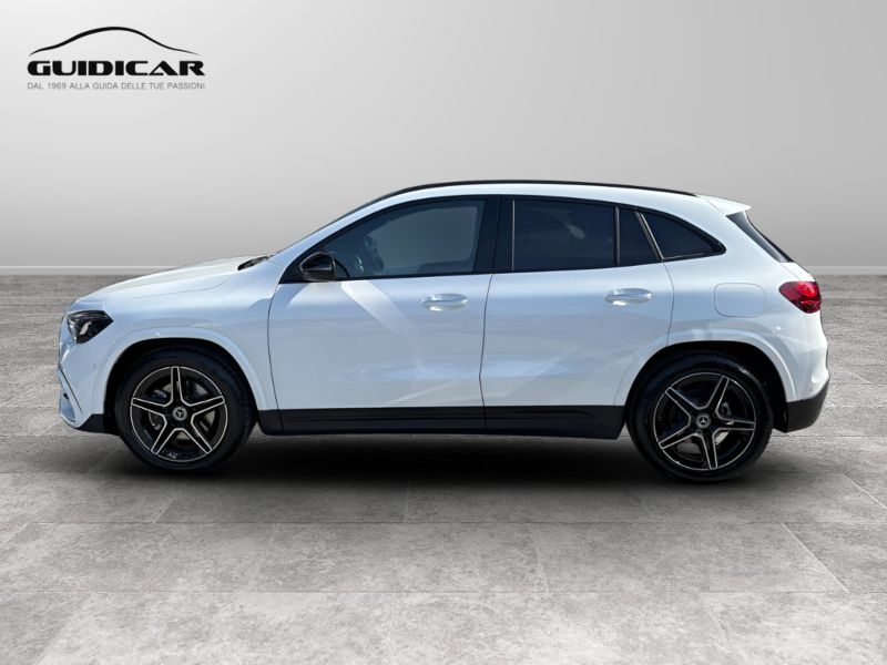 GuidiCar - MERCEDES BENZ NUOVA GLA 1 GLA 200 d automatic AMG Line ADVANCED PLUS Nuovo