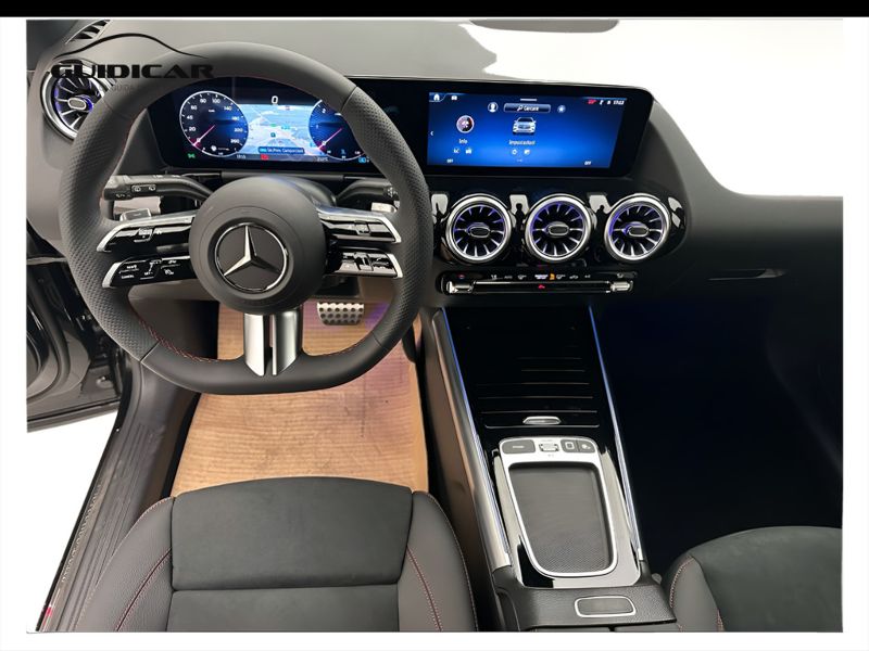 GuidiCar - MERCEDES BENZ NUOVA GLA 1 GLA 200 d automatic AMG Line ADVANCED PLUS Nuovo