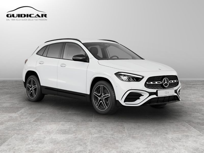 GuidiCar - MERCEDES BENZ NUOVA GLA 1 GLA 200 d automatic AMG Line ADVANCED PLUS Nuovo