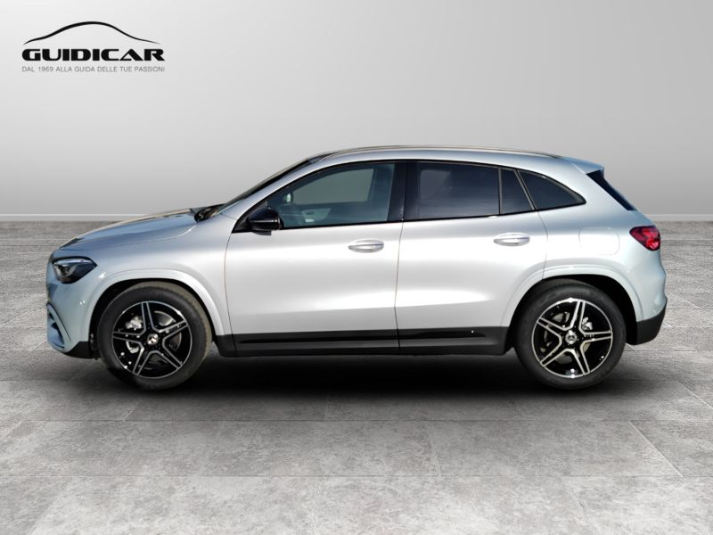 GuidiCar - MERCEDES BENZ NUOVA GLA 1 GLA 200 d automatic AMG Line ADVANCED PLUS Nuovo