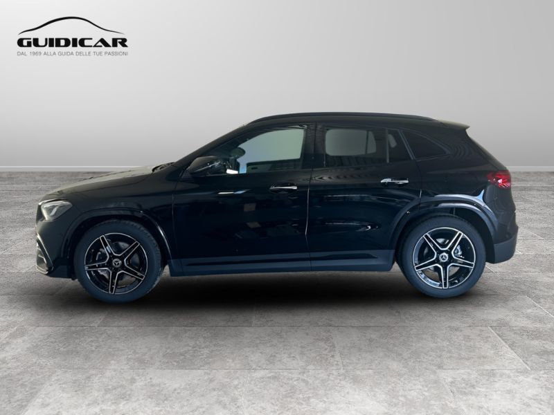 GuidiCar - MERCEDES BENZ NUOVA GLA 1 GLA 200 d automatic AMG Line ADVANCED PLUS Nuovo