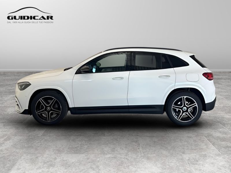 GuidiCar - MERCEDES BENZ NUOVA GLA 1 GLA 200 d automatic AMG Line ADVANCED PLUS Nuovo