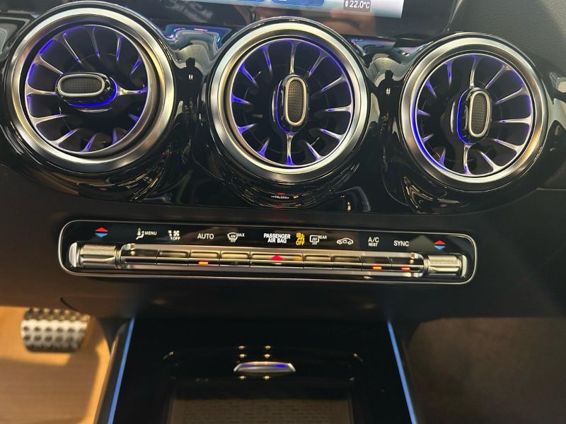 GuidiCar - MERCEDES BENZ NUOVA GLA 1 GLA 200 d automatic AMG Line ADVANCED PLUS Nuovo