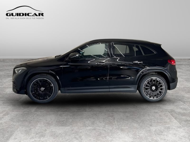 GuidiCar - MERCEDES BENZ NUOVA GLA 1 GLA 200 d automatic AMG Line ADVANCED PLUS Nuovo