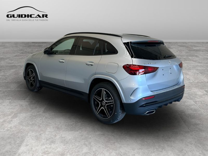 GuidiCar - MERCEDES BENZ NUOVA GLA 1 GLA 200 d automatic AMG Line ADVANCED PLUS Nuovo