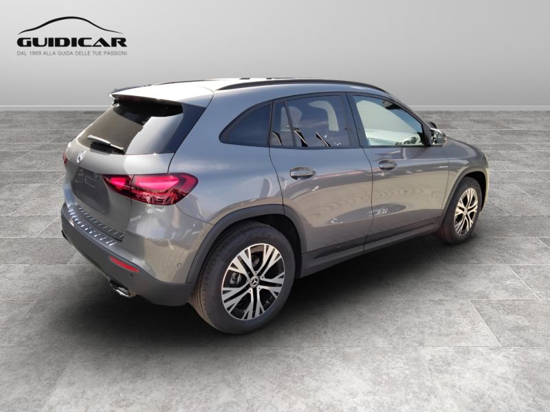 GuidiCar - MERCEDES BENZ NUOVA GLA 1 GLA 200 d automatic PROGRESSIVE ADVANCED Nuovo