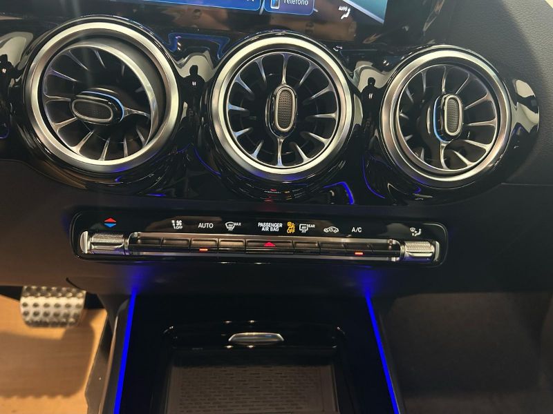 GuidiCar - MERCEDES BENZ NUOVA GLA 1 GLA 200 d automatic AMG Line ADVANCED PLUS Nuovo