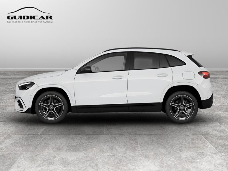 GuidiCar - MERCEDES BENZ NUOVA GLA 1 GLA 200 d automatic AMG Line ADVANCED PLUS Nuovo