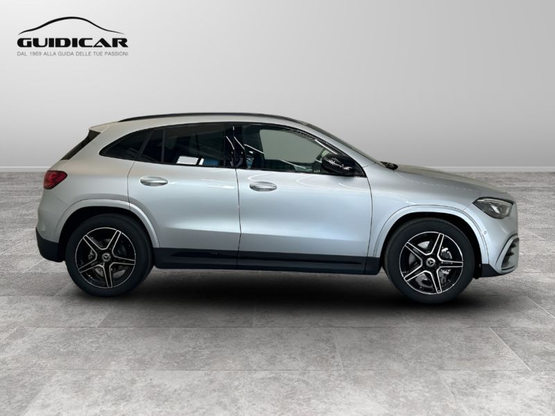 GuidiCar - MERCEDES BENZ NUOVA GLA 1 GLA 200 d automatic AMG Line ADVANCED PLUS Nuovo