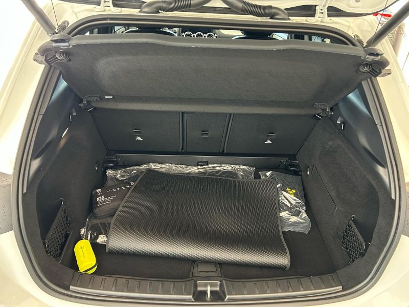 GuidiCar - MERCEDES BENZ NUOVA GLA 1 GLA 200 d automatic AMG Line ADVANCED PLUS Nuovo
