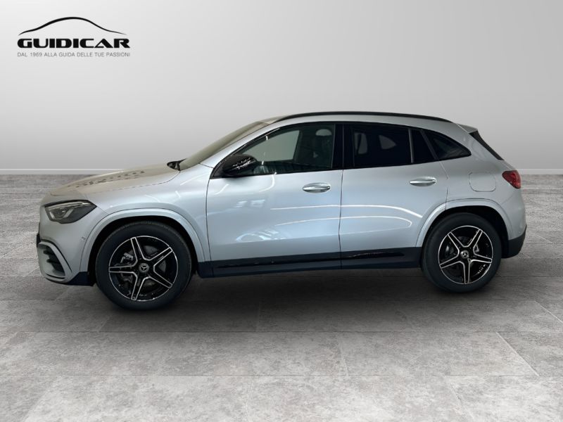 GuidiCar - MERCEDES BENZ NUOVA GLA 1 GLA 200 d automatic AMG Line ADVANCED PLUS Nuovo