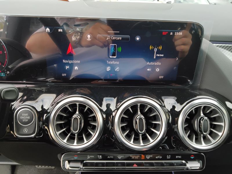GuidiCar - MERCEDES BENZ NUOVA GLA 1 GLA 200 d automatic AMG Line ADVANCED PLUS Nuovo