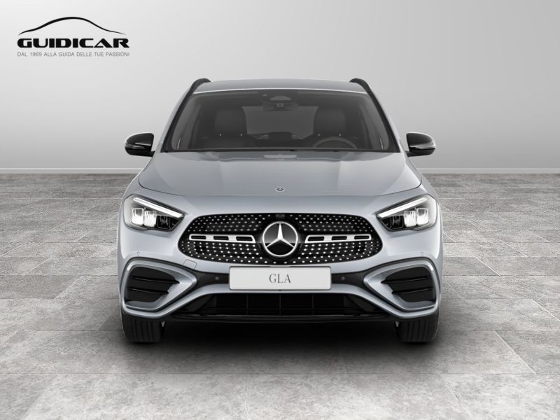 GuidiCar - MERCEDES BENZ NUOVA GLA 1 GLA 200 d automatic AMG Line ADVANCED PLUS Nuovo
