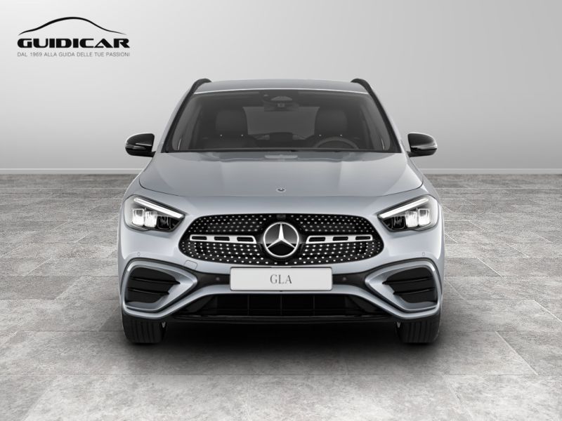 GuidiCar - MERCEDES BENZ NUOVA GLA 1 GLA 200 d automatic AMG Line ADVANCED PLUS Nuovo