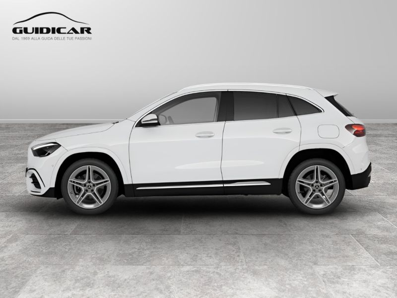 GuidiCar - MERCEDES BENZ NUOVA GLA 1 GLA 200 d automatic AMG Line ADVANCED PLUS Nuovo