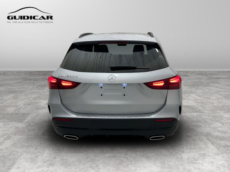 GuidiCar - MERCEDES BENZ NUOVA GLA 1 GLA 200 d automatic AMG Line ADVANCED PLUS Nuovo