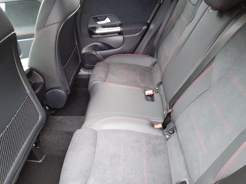 GuidiCar - MERCEDES BENZ NUOVA GLA 1 GLA 200 d automatic AMG Line ADVANCED PLUS Nuovo