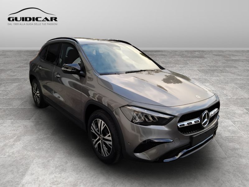 GuidiCar - MERCEDES BENZ NUOVA GLA 1 GLA 200 d automatic PROGRESSIVE ADVANCED Nuovo