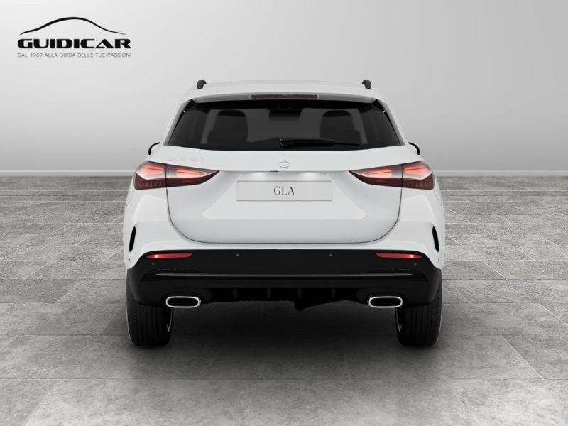 GuidiCar - MERCEDES BENZ NUOVA GLA 1 GLA 200 d automatic AMG Line ADVANCED PLUS Nuovo
