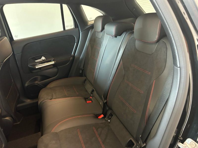 GuidiCar - MERCEDES BENZ NUOVA GLA 1 GLA 200 d automatic AMG Line ADVANCED PLUS Nuovo