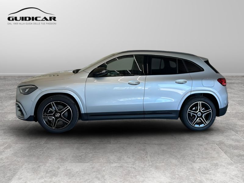 GuidiCar - MERCEDES BENZ NUOVA GLA 1 GLA 200 d automatic AMG Line ADVANCED PLUS Nuovo