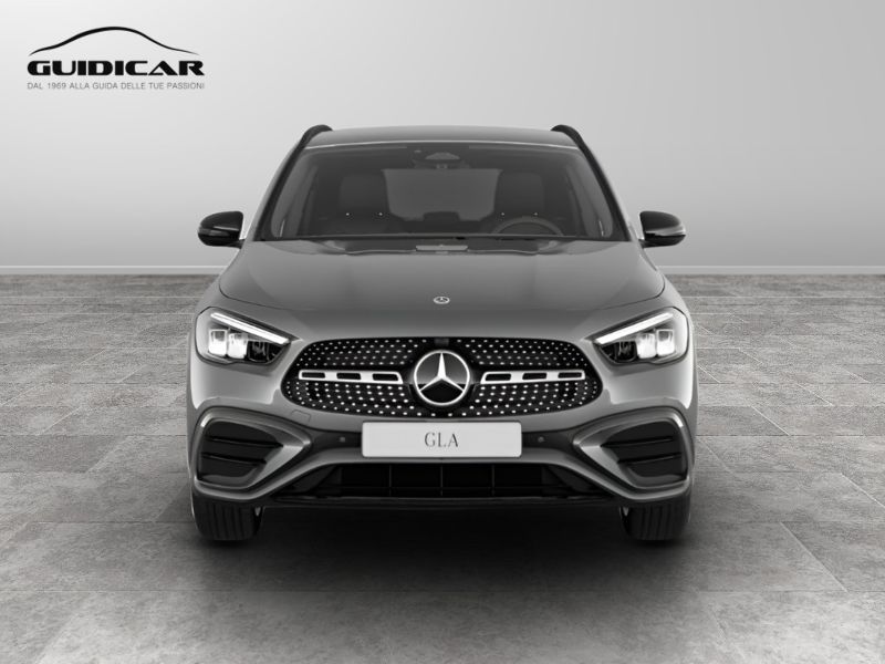 GuidiCar - MERCEDES BENZ NUOVA GLA 1 GLA 200 d automatic AMG Line ADVANCED PLUS Nuovo