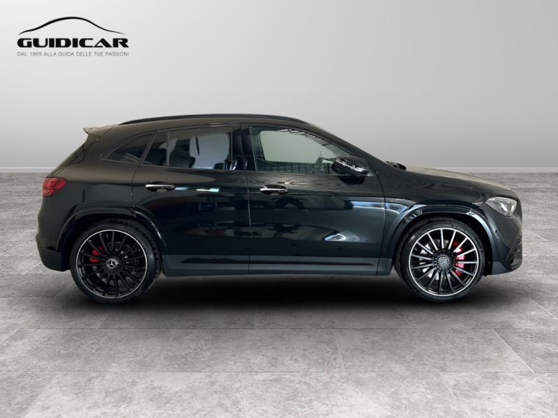 GuidiCar - MERCEDES BENZ NUOVA GLA 1 Mercedes-AMG GLA 35 4MATIC PREMIUM - AMG Nuovo
