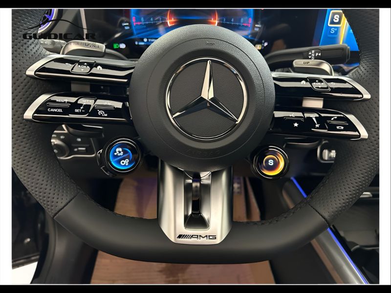 GuidiCar - MERCEDES BENZ NUOVA GLA 1 Mercedes-AMG GLA 35 4MATIC PREMIUM - AMG Nuovo