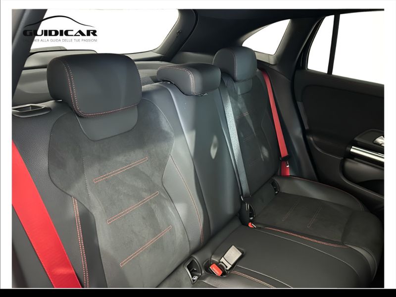 GuidiCar - MERCEDES BENZ NUOVA GLA 1 Mercedes-AMG GLA 35 4MATIC PREMIUM - AMG Nuovo