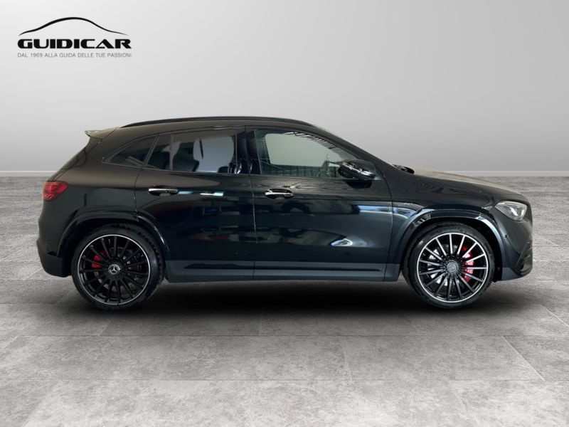 GuidiCar - MERCEDES BENZ NUOVA GLA 1 Mercedes-AMG GLA 35 4MATIC PREMIUM - AMG Nuovo